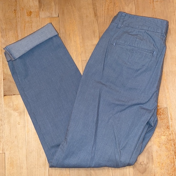 BANANA REPUBLIC Girlfriend Fit Rolled Cuff Striped Chinos - Picture 10 of 13